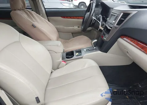 2012 Subaru Outback 2.5I Limited z USA, uszkodzony, nr VIN 4S4BRBJC7C3213206